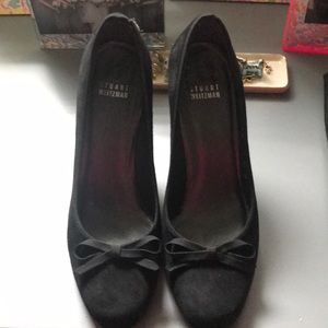 Black bowed suede heels